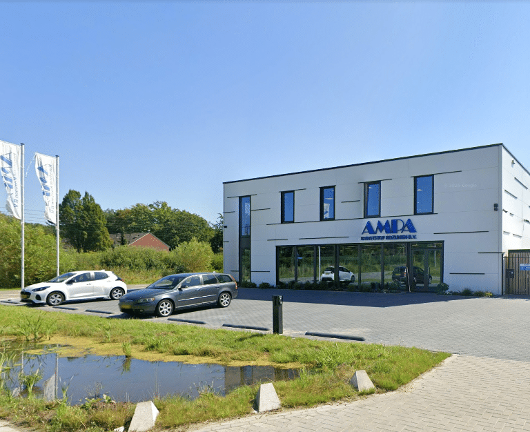 Bedrijfspand AMPA